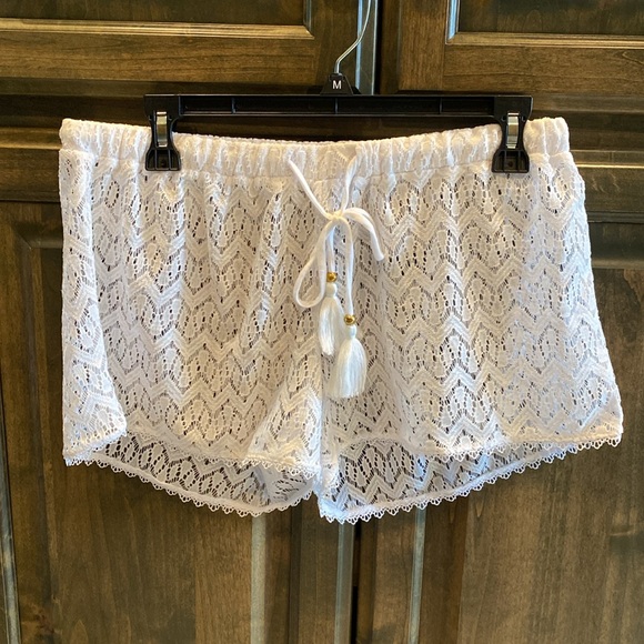 Mint Condition- Milken Swim Lacey White Shorts Size L - Picture 2 of 5